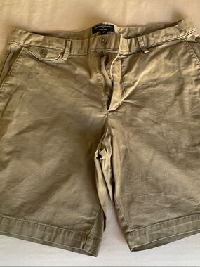 Banana Republic Factory Men's Khaki/beige Flat Front Shorts